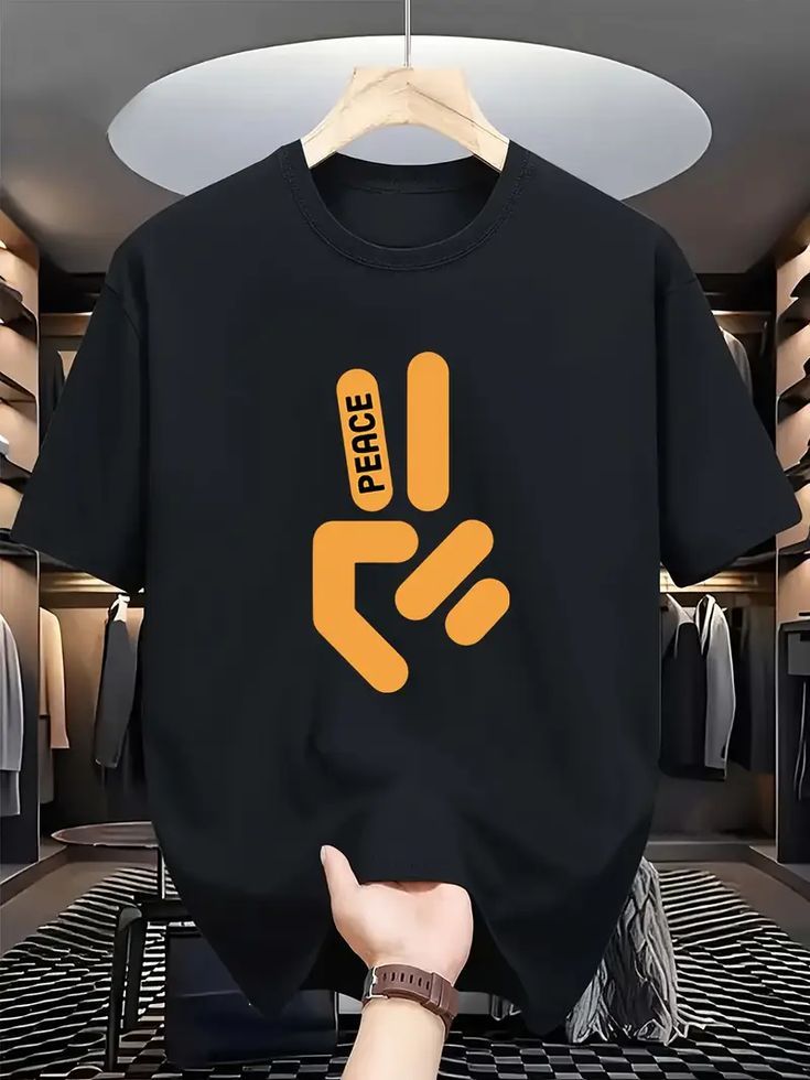 Exclusive Black T-Shirt With Chest Print